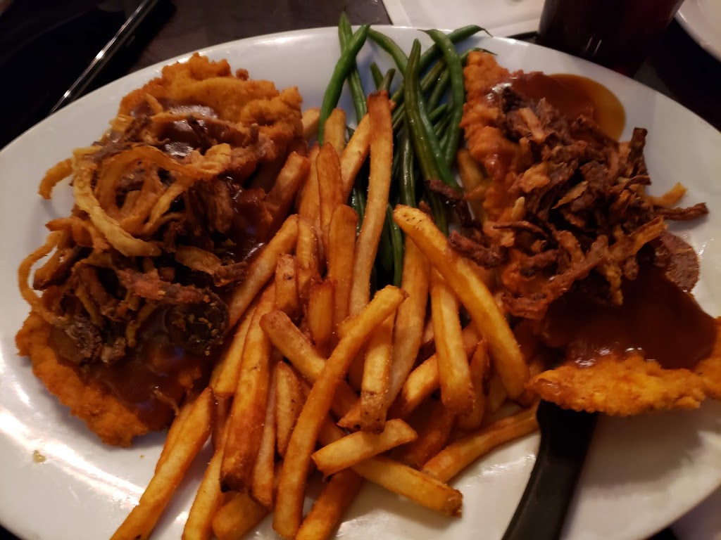 Crown & Kilt Pub | 409 Stewart St, Renfrew, ON K7V 1Y4, Canada | Phone: (613) 432-5801