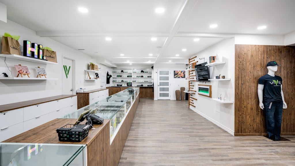 Vivid Cannabis Co. | 3 Progress Dr Unit 3, Orillia, ON L3V 0T7, Canada | Phone: (705) 298-1852