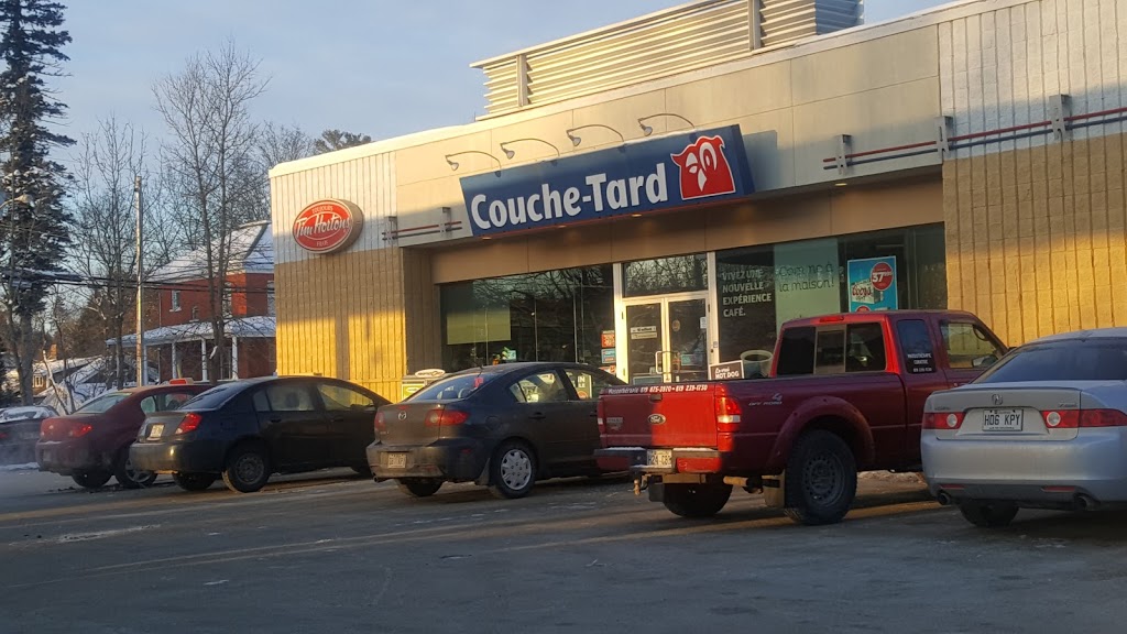 Esso | 89 Rue Queen, Sherbrooke, QC J1M 1J5, Canada | Phone: (819) 821-4777