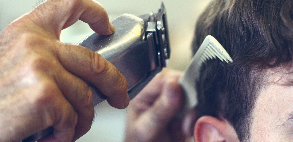 Kitsilano Barbers | 2387 W 4th Ave, Vancouver, BC V6K 1P2, Canada | Phone: (604) 733-2710