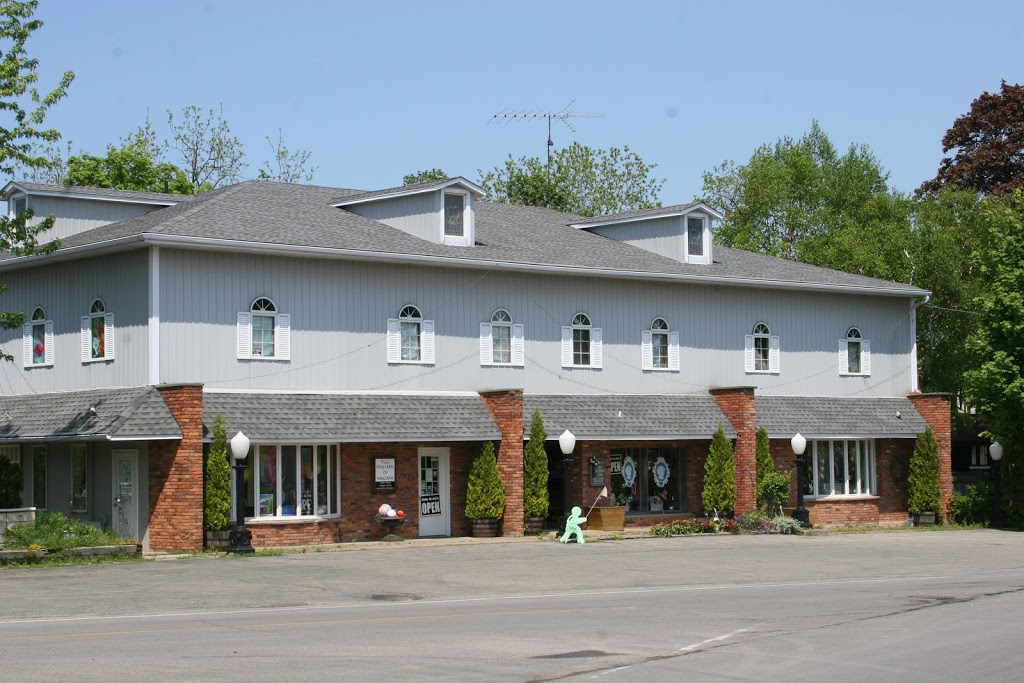 J & J Florists Ltd | 65 Canboro Rd W, Fonthill, ON L0S 1E0, Canada | Phone: (905) 892-2770