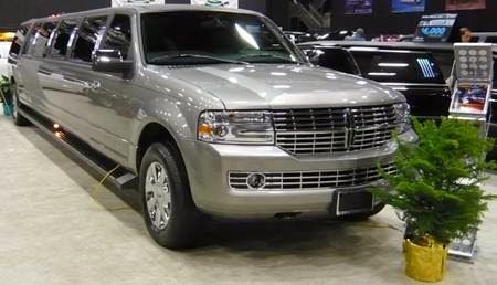 Grandeur Limousine | 420 Forest Ave, St Thomas, ON N5R 2K9, Canada | Phone: (519) 453-7307
