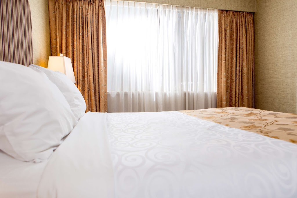 Coquitlam Inn Convention Centre | 319 North Rd, Coquitlam, BC V3K 3V8, Canada | Phone: (604) 931-9011