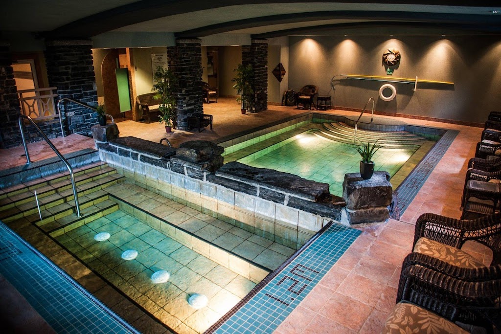 Royal Canadian Lodge | 459 Banff Ave, Banff, AB T1L 1C9, Canada | Phone: (403) 762-3307