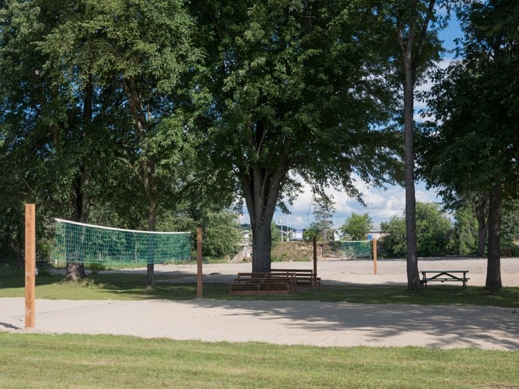 Plage du Pont Blanc | 257 Rue Principale, Mansfield-et-Pontefract, QC J0X 1R0, Canada | Phone: (613) 401-2997