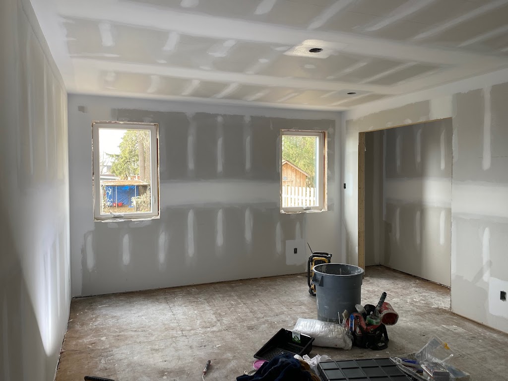 Black Cat Home Improvement | 59 Paul St, St Thomas, ON N5R 1T4, Canada | Phone: (519) 852-2384