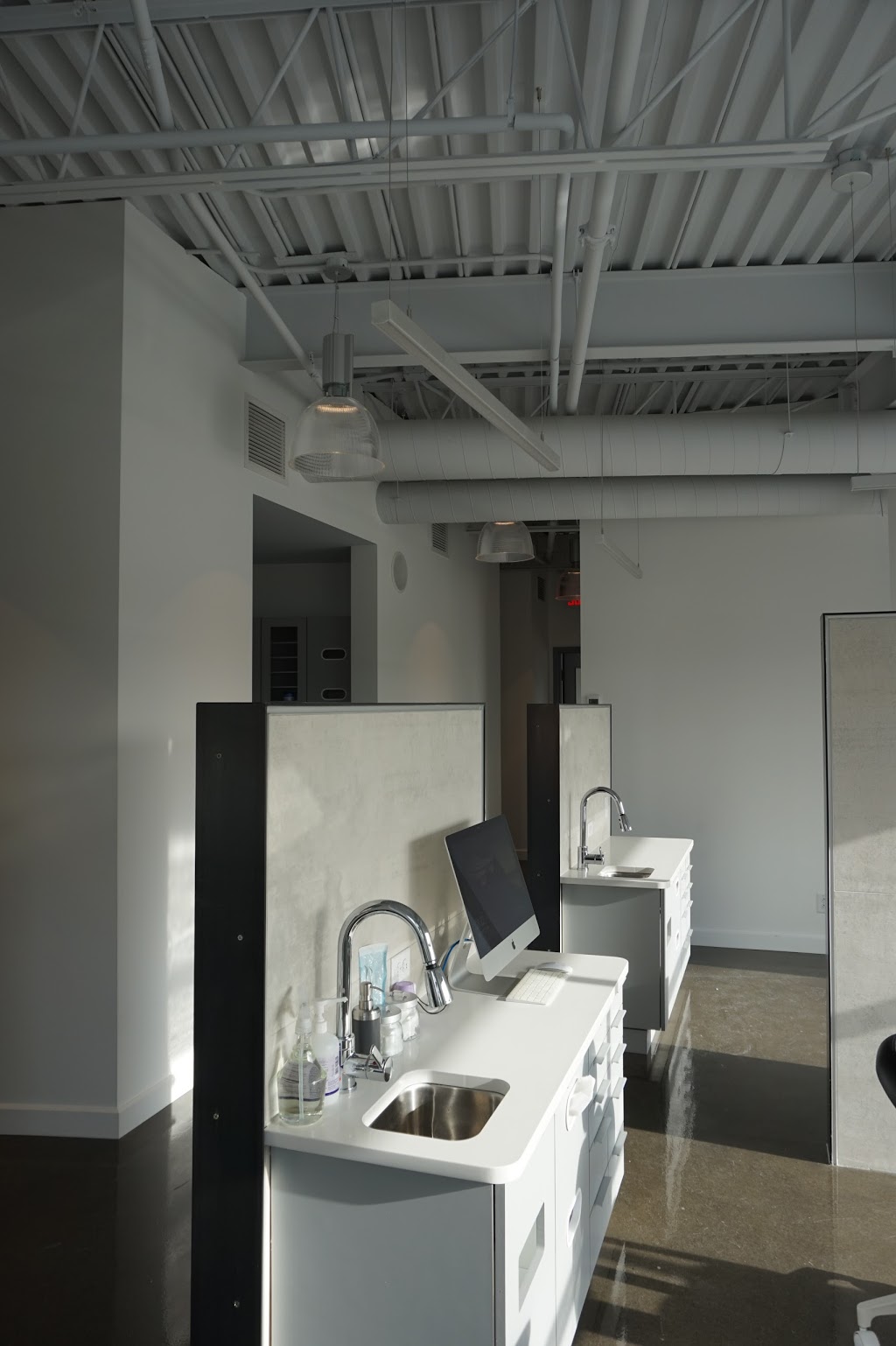 Clinique dorthodontie Rosemont | 4801 Rue Molson, Montréal, QC H1Y 0A2, Canada | Phone: (514) 379-3368