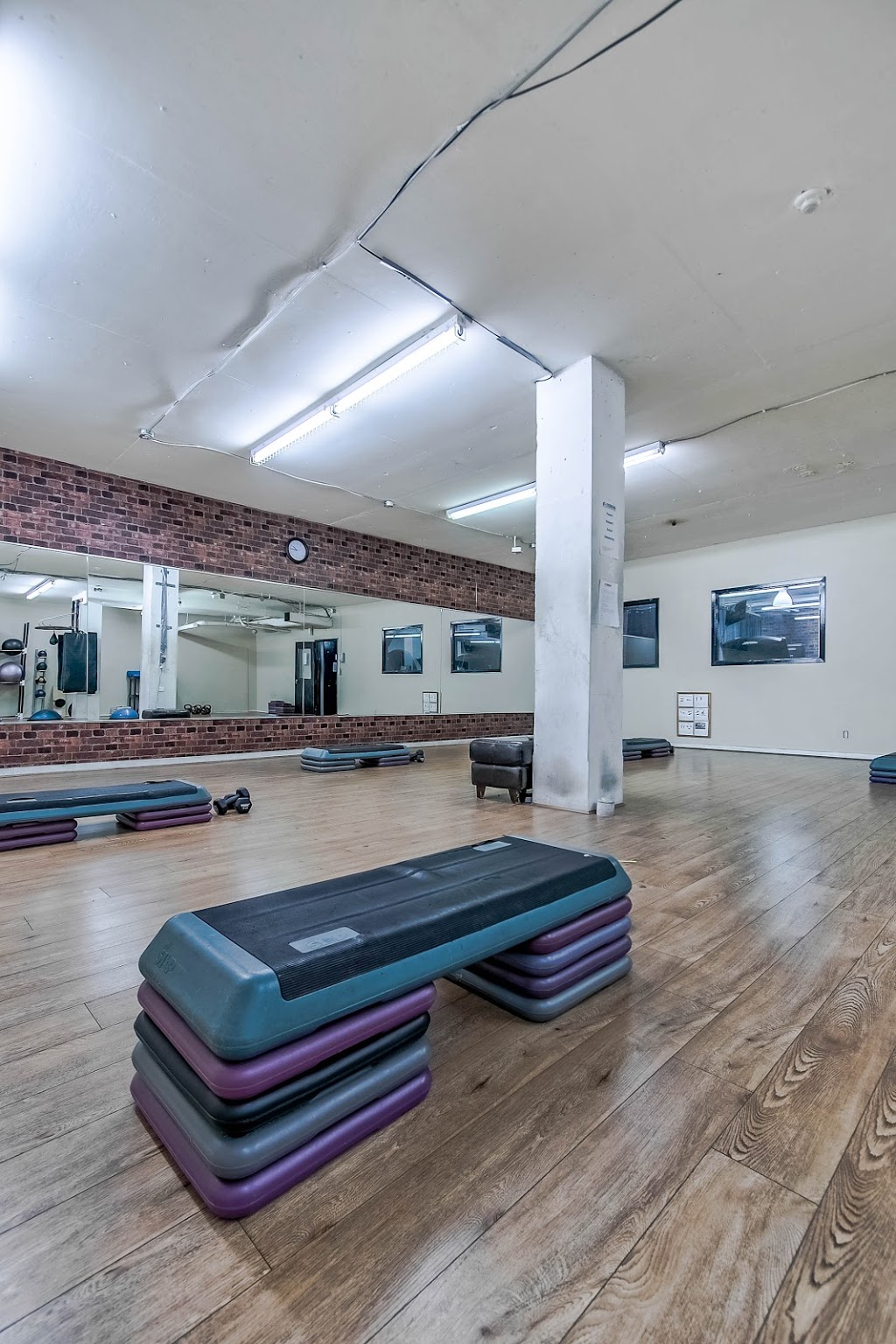 FitForever | 1615 E 1st Ave, Vancouver, BC V5N 1A8, Canada | Phone: (604) 255-3489