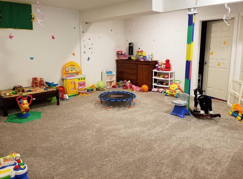 Pasitos Dayhome | 195 Valley Crest Close NW, Calgary, AB T3B 5X3, Canada | Phone: (587) 700-0773