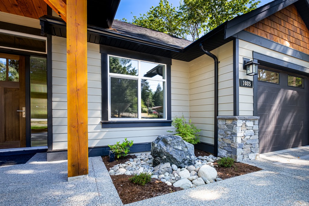 Ballard Fine Homes | 546 Island Hwy W, Parksville, BC V9P 1H2, Canada | Phone: (250) 586-9077