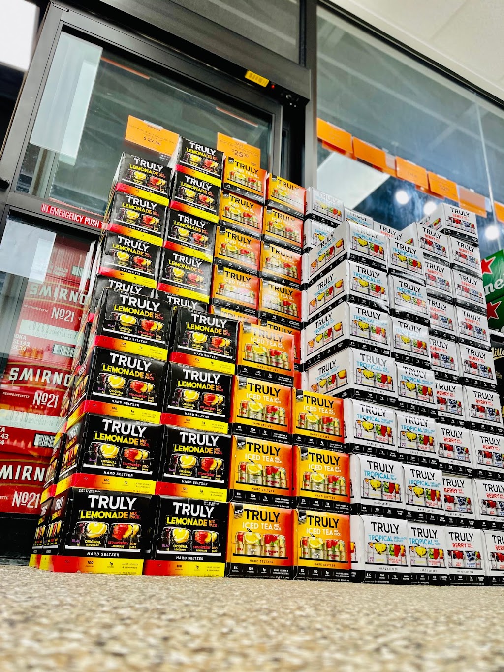 ACE Liquor Discounter Lethbridge | 20-2607 Scenic Dr N, Lethbridge, AB T1H 7G3, Canada | Phone: (403) 359-7313