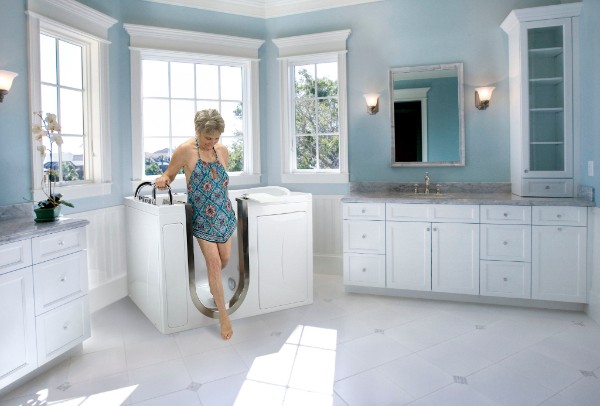 Walk in Tub Ottawa | 323 Coventry Rd, Ottawa, ON K1K 3X6, Canada | Phone: (613) 299-5522