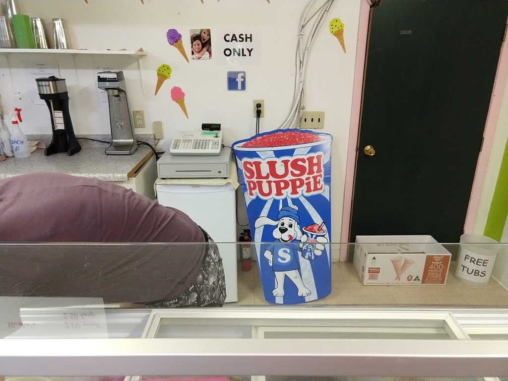 Scoops & Snacks | 44 White Ave, Bragg Creek, AB T0L 0K0, Canada | Phone: (403) 949-3494