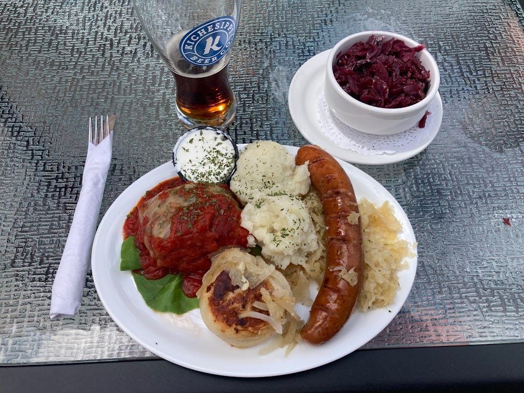 Wilno Tavern Restaurant | 17589 ON-60, Wilno, ON K0J 2N0, Canada | Phone: (613) 756-2029