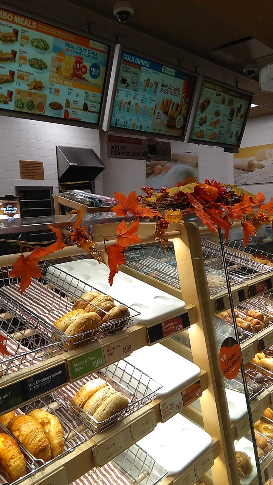 Tim Hortons | 10320 152 St, Surrey, BC V3R 4G8, Canada | Phone: (604) 581-7722