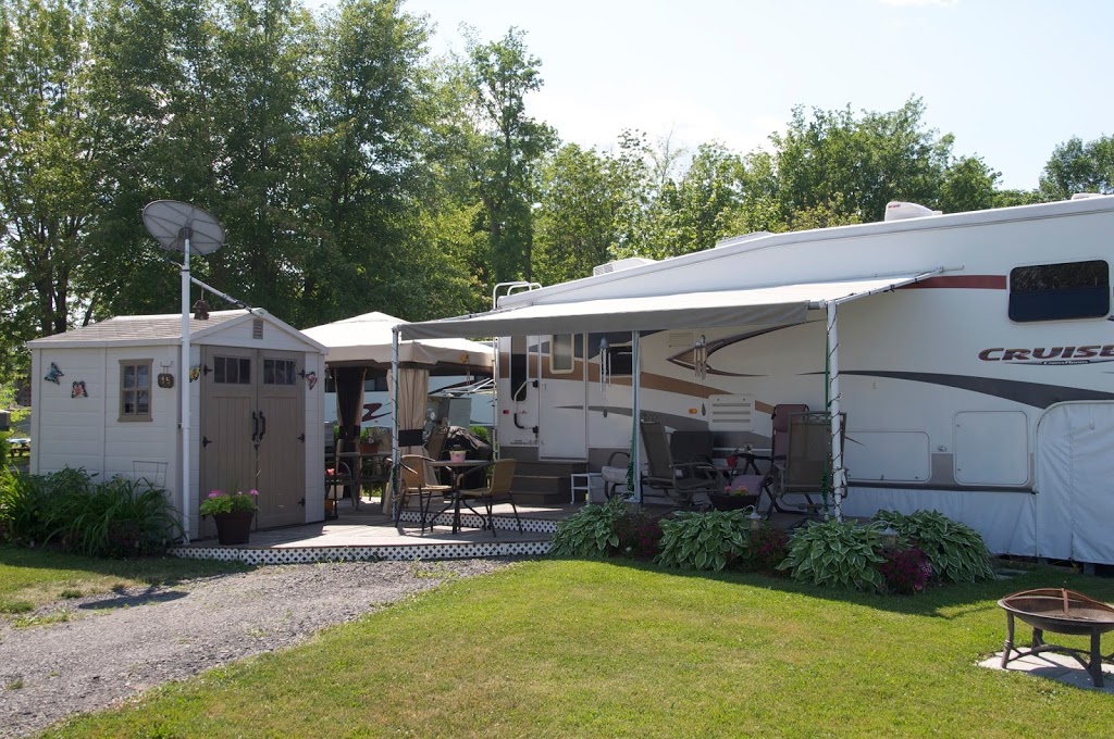 Camping Le Domaine Du bel âge | 475 Boulevard Saint-Jean-Baptiste, Mercier, QC J6R 2A9, Canada | Phone: (450) 691-0306