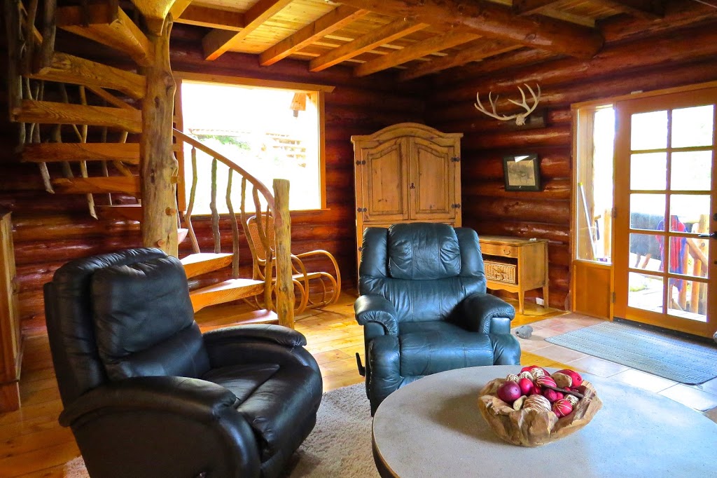 Handsome Dans at Otter Point | 8068 W Coast Rd, Sooke, BC V9Z 1C9, Canada | Phone: (250) 889-9315