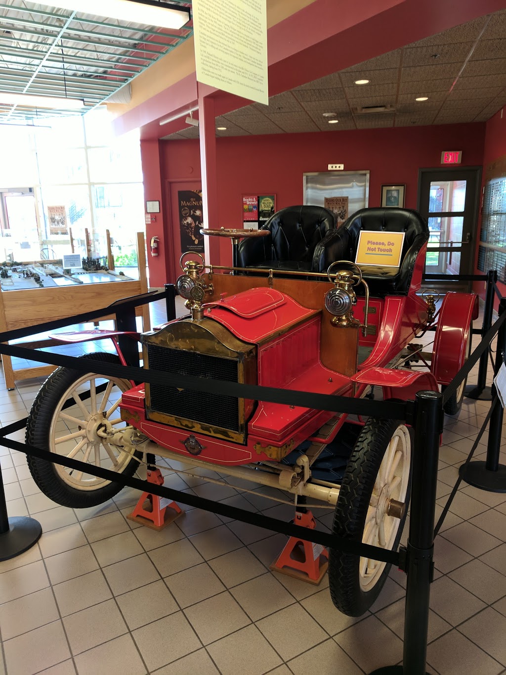 St. Catharines Museum & Welland Canals Centre | 1932 Welland Canals Parkway, St. Catharines, ON L2R 7K6, Canada | Phone: (905) 984-8880
