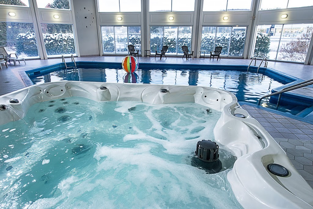 Hôtel Vacances Tremblant | 330 QC-117, Mont-Tremblant, QC J8E 2X3, Canada | Phone: (800) 667-8936