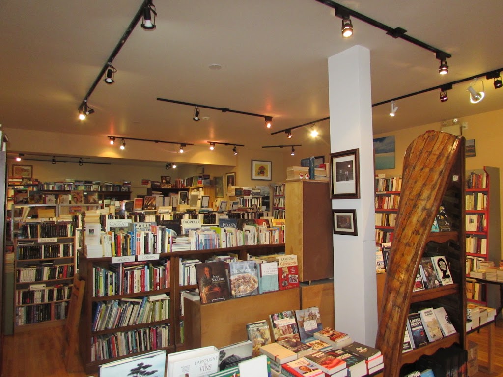 Écolivres | 216 Rue Principale, Granby, QC J2G 2V7, Canada | Phone: (450) 776-1360