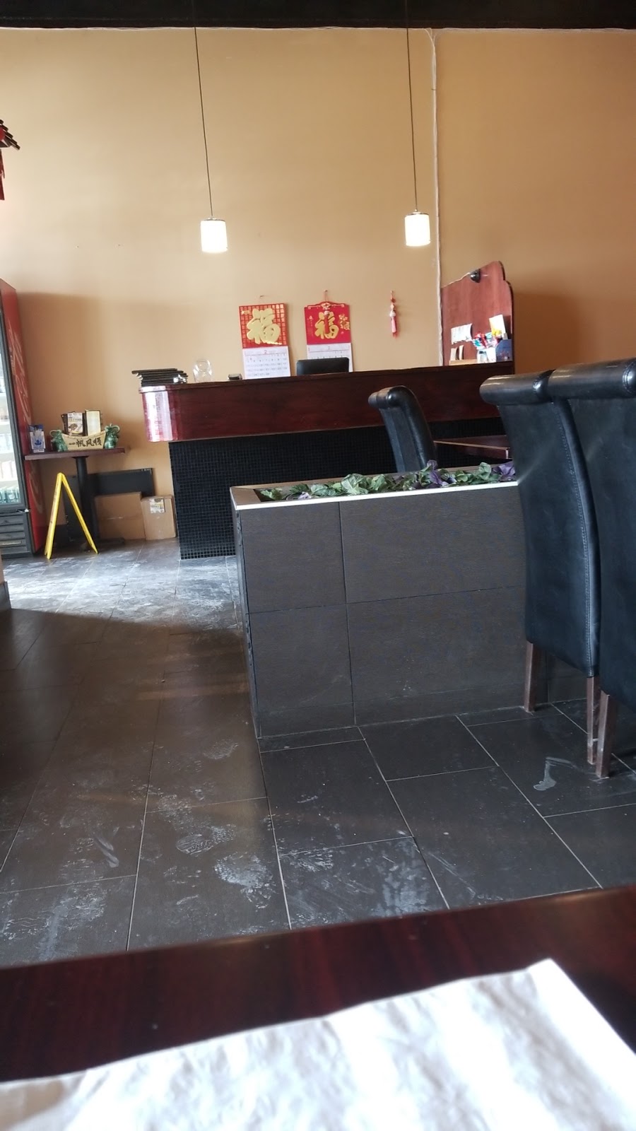 J & Y Panda Chinese and Japanese Cuisine | 1070 Innisfil Beach Rd, Innisfil, ON L9S 4T9, Canada | Phone: (705) 294-3666