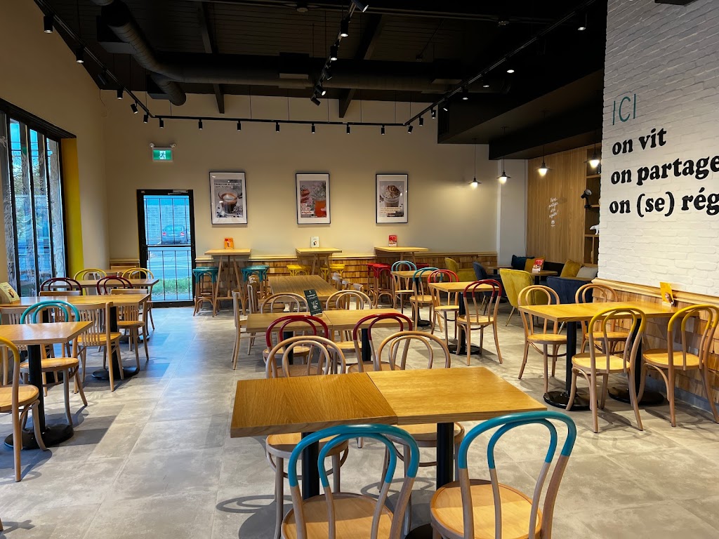 Columbus Café and Co Ste Thérèse | 269 Rue Sicard, Sainte-Thérèse, QC J7E 3X3, Canada | Phone: (579) 378-6444