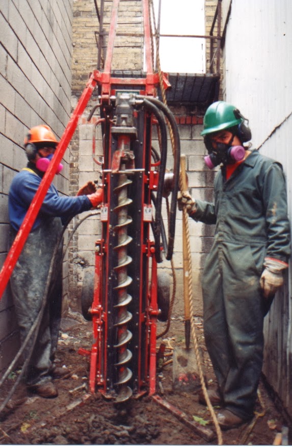 Kodiak Drilling | 1101 North Service Rd E, Oakville, ON L6H 1A6, Canada | Phone: (905) 825-2943