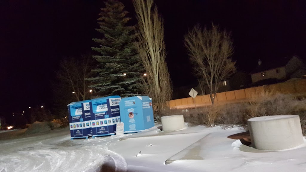Westcreek Auto Wash | 200 Merganser Dr W, Chestermere, AB T1X 1K9, Canada | Phone: (403) 569-8399
