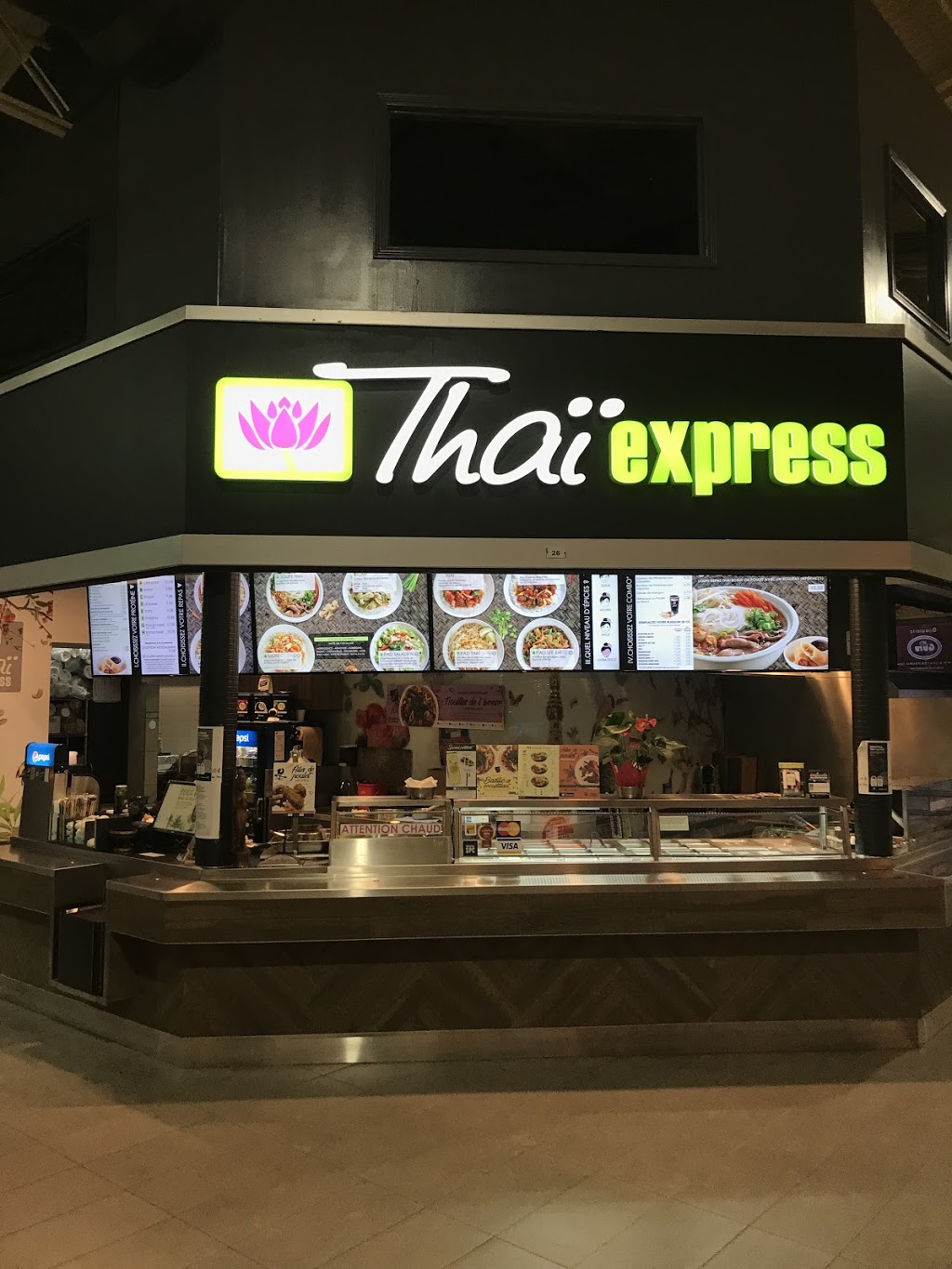 Thai Express | CF Galeries D, 7999 Boulevard des Galeries dAnjou, Anjou, QC H1M 1W9, Canada | Phone: (514) 355-3667