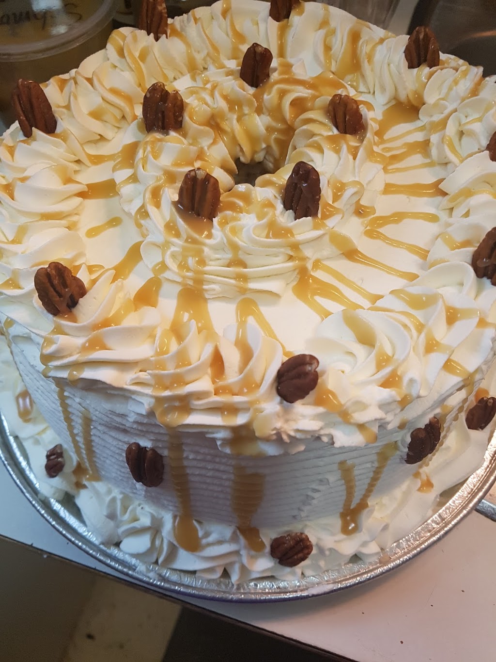 Schmoozers Cafe | 123 Doncaster St, Winnipeg, MB R3N 2B4, Canada | Phone: (204) 477-7418