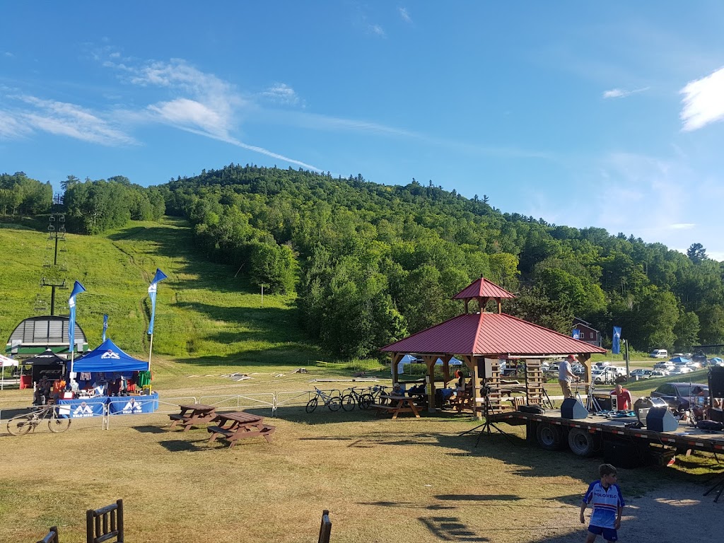 Mont Ste-Marie | 76 Chem. de la Montagne, Lac-Sainte-Marie, QC J0X 1Z0, Canada | Phone: (819) 467-5200