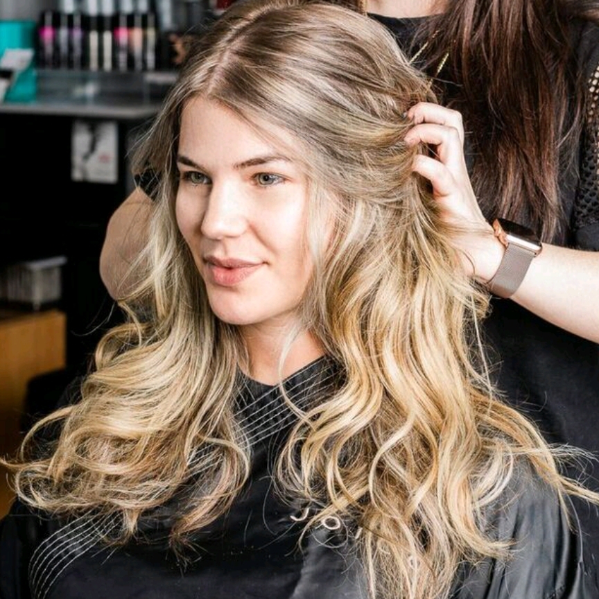Hair Up 2 Date | 1674 Renfrew St, Vancouver, BC V5K 4E1, Canada | Phone: (604) 254-6499