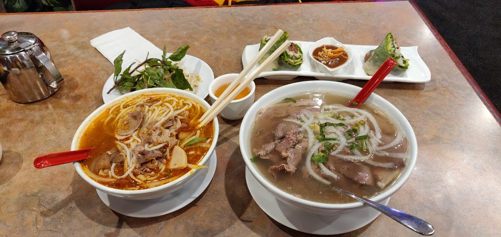 Jasmine Garden Restaurant Pho Vuon Lai | 250 Alton Towers Cir, Scarborough, ON M1V 4E7, Canada | Phone: (647) 351-5533