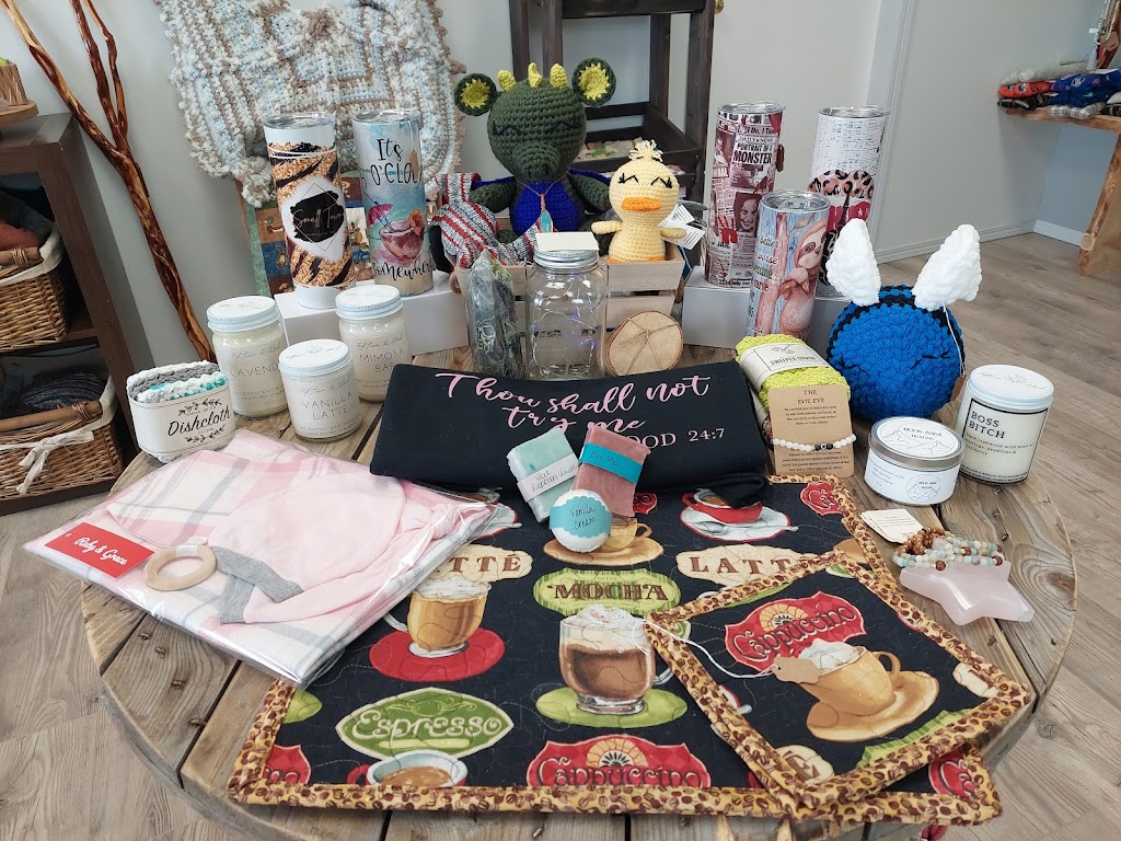 Small Town Comforts Inc. | 4915 52nd St, Thorsby, AB T0C 2P0, Canada | Phone: (780) 237-1994