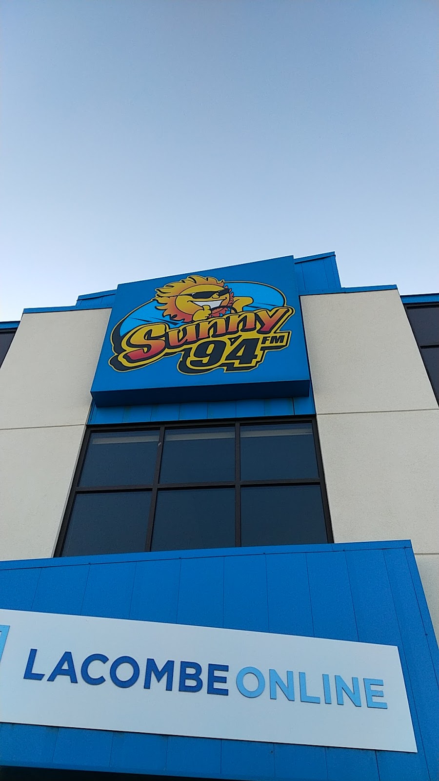 Sunny 94 & LacombeOnline.com | 4720 AB-2A, Lacombe, AB T4L 1H4, Canada | Phone: (403) 786-0194