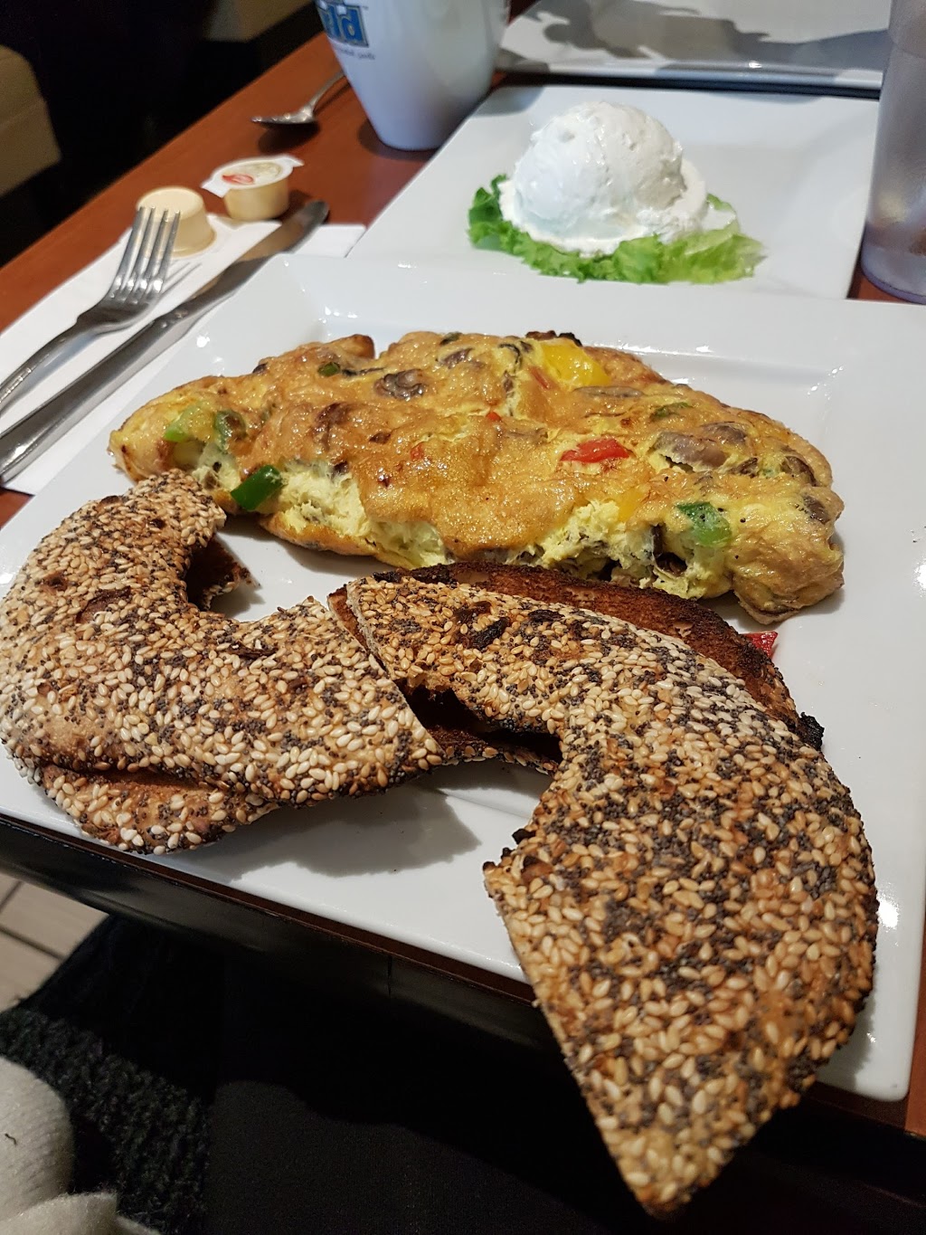 Bagel World | 10 Disera Dr, Thornhill, ON L4J 0A7, Canada | Phone: (905) 709-7776