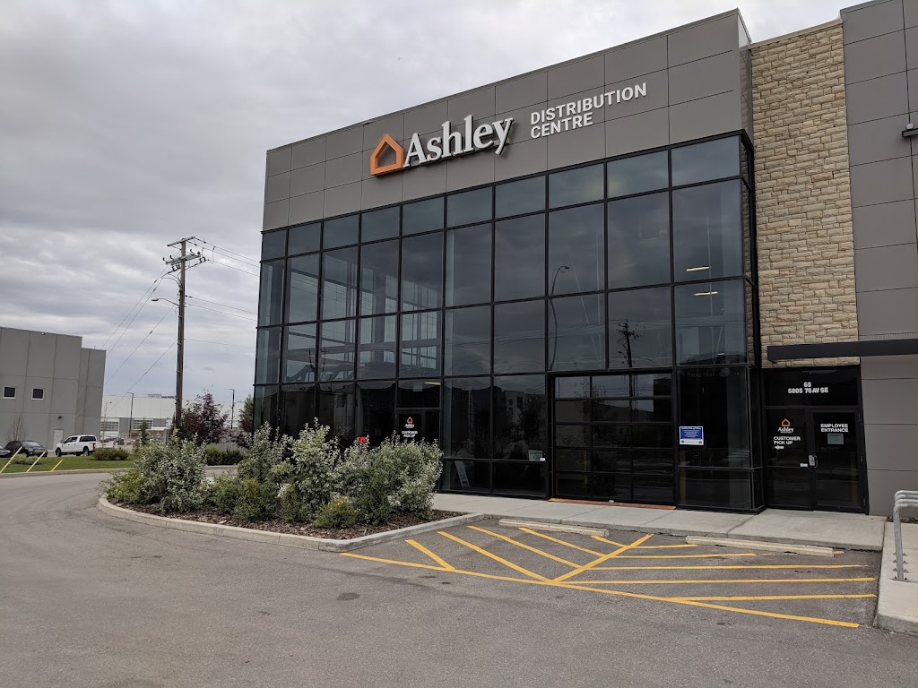 Ashley HomeStore Distribution Centre | 5805 76 Ave SE Unit 65, Calgary, AB T2C 5L8, Canada | Phone: (403) 720-7020
