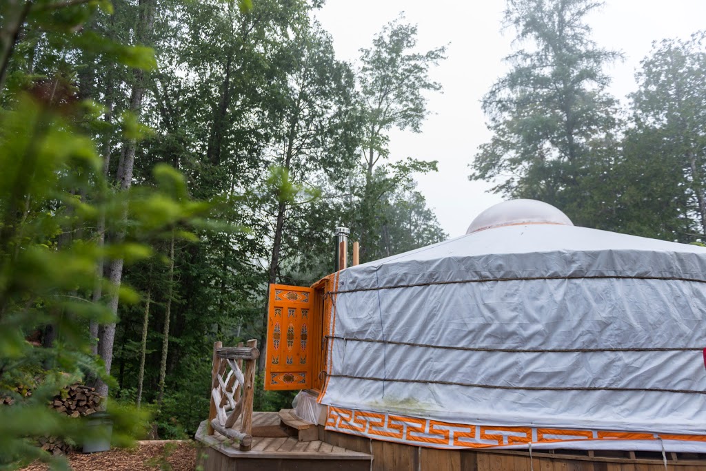 Mongolian Yurt | 218 Chemin White #10, Harrington, QC J8G 2T3, Canada | Phone: (514) 291-6368