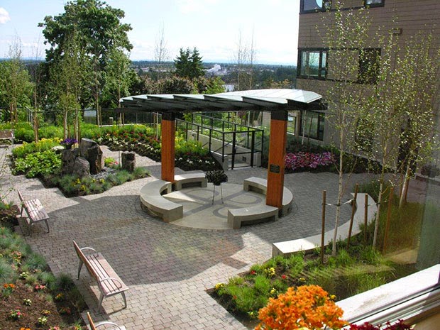 Höfn Icelandic Harbour | 2020 Harrison Dr, Vancouver, BC V5P 0A1, Canada | Phone: (604) 321-3812