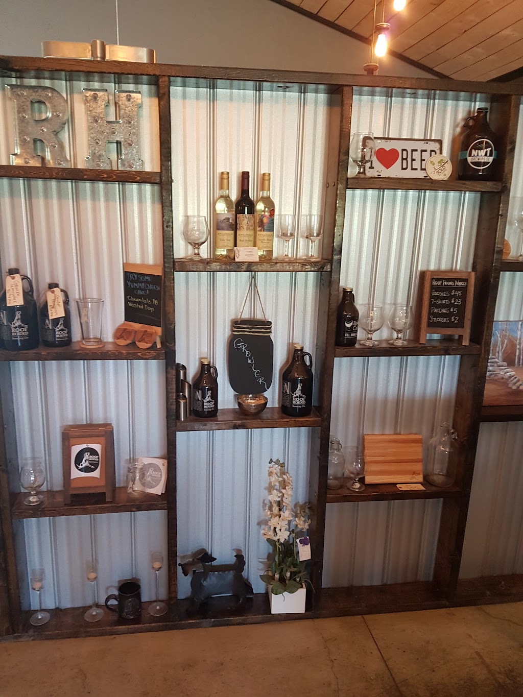 Roof Hound Brewing Co | 2580 Ridge Rd, Digby, NS B0V 1A0, Canada | Phone: (902) 765-0102
