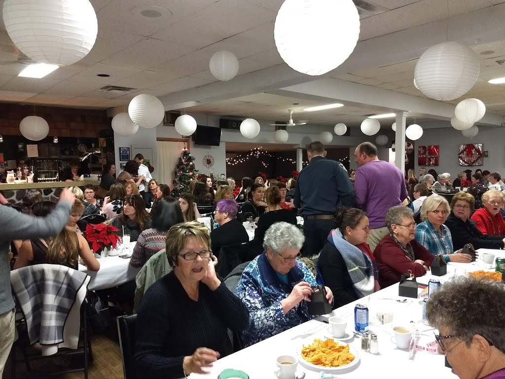 Colonial Inn | 28 Cedar St, Coniston, ON P0M 1M0, Canada | Phone: (705) 694-4761