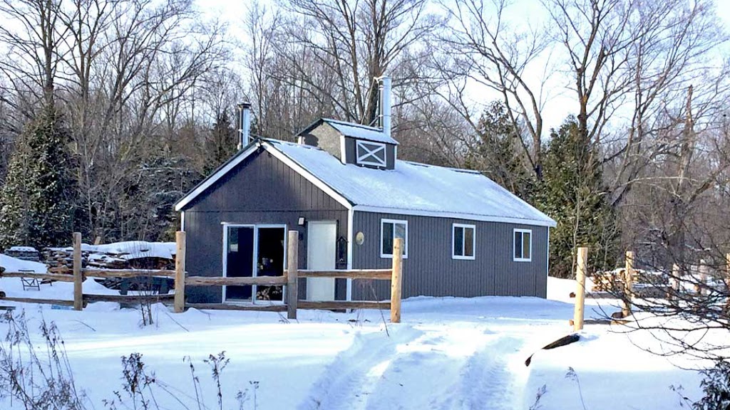 Maple Grove Syrup & Sleigh Rides | 2448 Burnside Line, Severn, ON L3V 0W1, Canada | Phone: (705) 321-2328