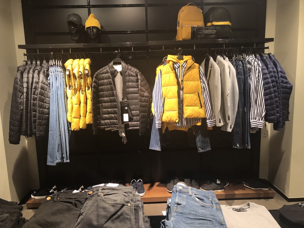 Zara | 5015 111 St NW, Edmonton, AB T6H 4M6, Canada | Phone: (780) 701-0339