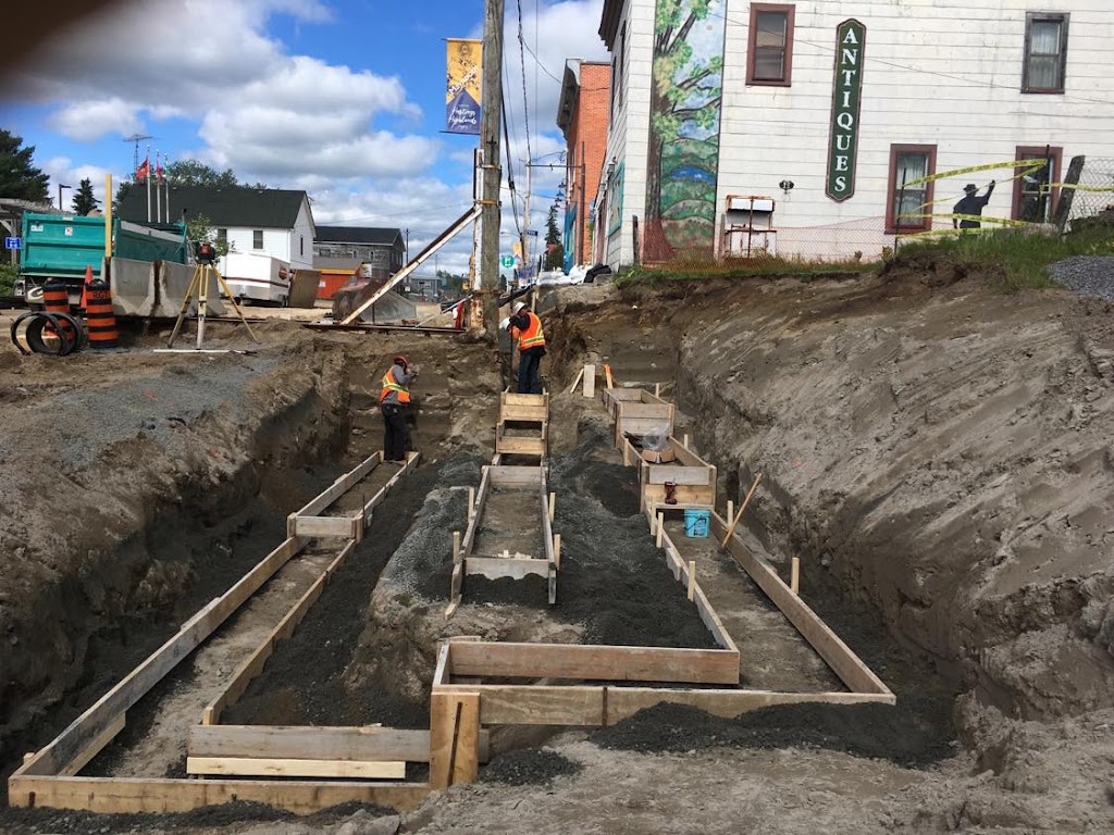 R.G.T. Clouthier Construction Ltd. | 59 Matthews Ave, Pembroke, ON K8A 0A6, Canada | Phone: (613) 735-6531