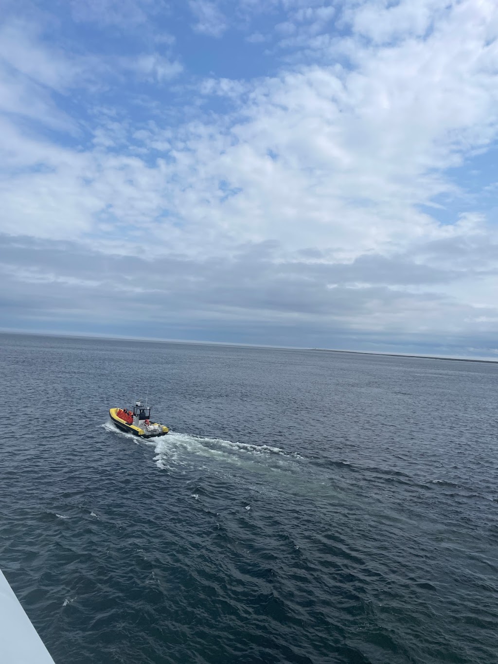 Croisières AML | 165 Rue du Bord de lEau, Tadoussac, QC G0T 2A0, Canada | Phone: (866) 856-6668