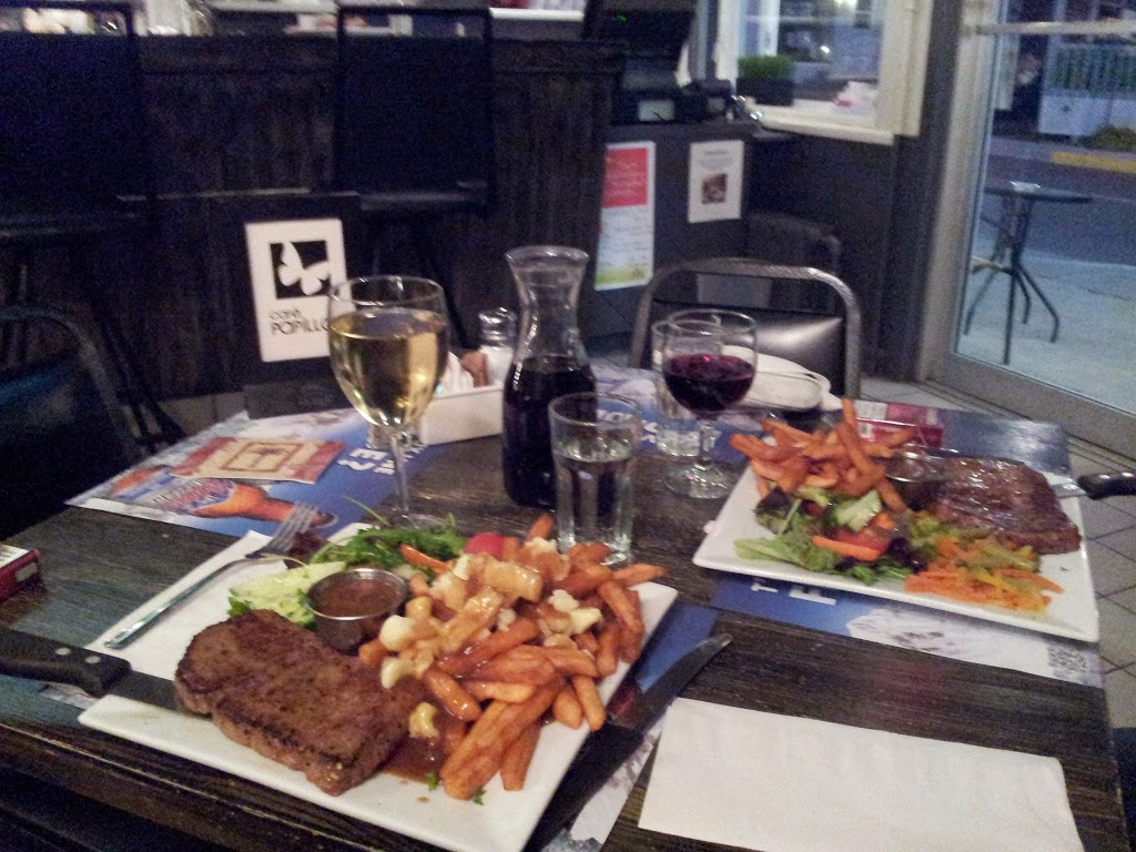 Café Papillon | 350 Rue Notre Dame, Saint-Tite, QC G0X 3H0, Canada | Phone: (418) 365-5970