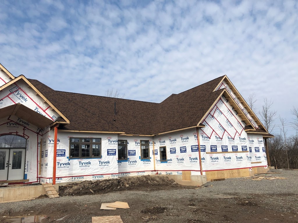 Scotts Roofing & Repairs | 72 West Street N, Thorold, ON L2V 2S5, Canada | Phone: (905) 351-4014
