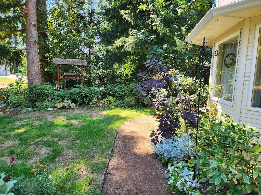 Cummings Home | 1926 Cummings Rd, Courtenay, BC V9N 0A3, Canada | Phone: (250) 897-0075