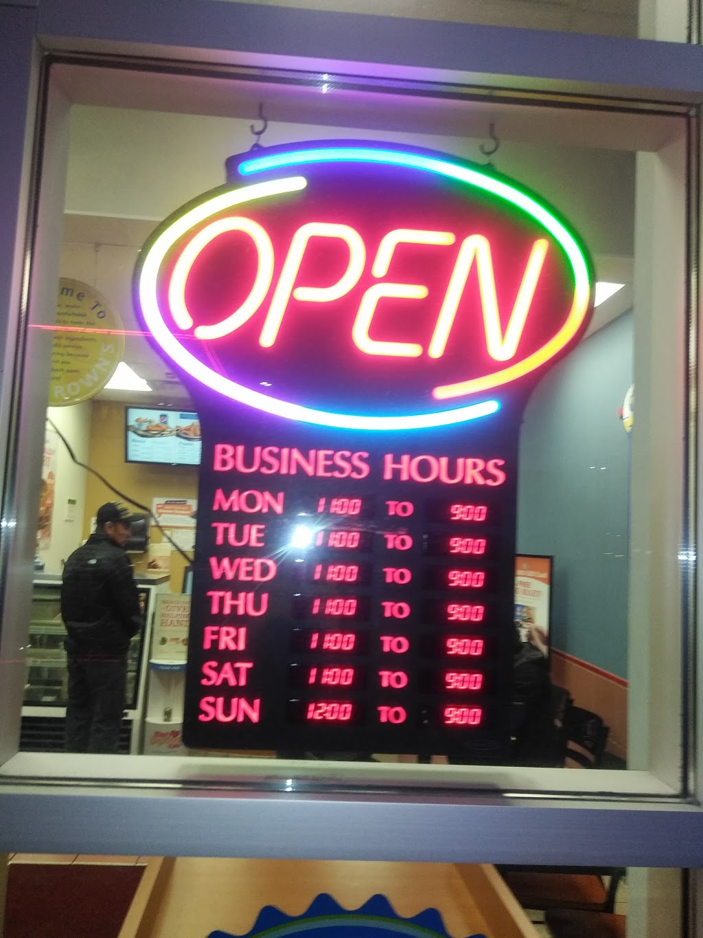 Mary Browns Chicken & Taters | 20 Market Dr, Milton, ON L9T 3H5, Canada | Phone: (905) 864-1001