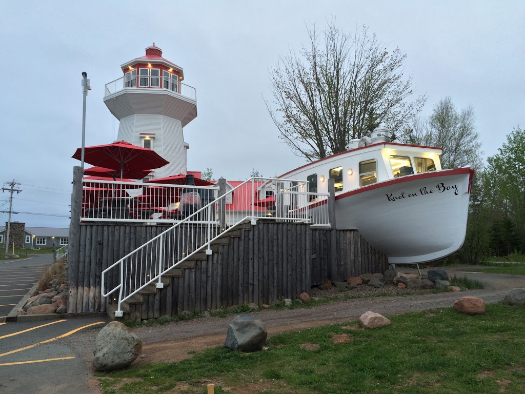Catch of the Bay Fish and Chip Boat | 10682 NS-4, Debert, NS B0M 1G0, Canada | Phone: (902) 662-2816